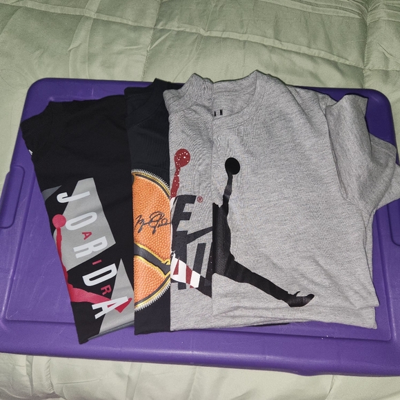 Boys Jordan tshirts - Picture 4 of 8